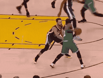 东道主签运不错 法国队遭遇强敌 美加墨世界杯分组抽签结果揭晓（美加墨世界杯分组揭晓：东道主签运佳，法国遭强敌）