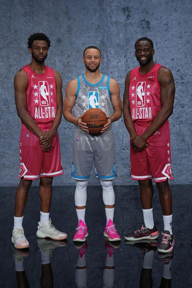 小法：我对从事教练充满激情；从温格身上学会了培养年轻人（法布雷加斯：执教热忱高涨，受温格熏陶擅长培养新秀）