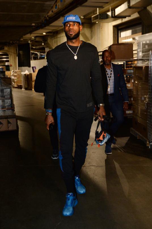 英超：利物浦客场3-2险胜诺维奇（英超：利物浦客场3比2险过诺维奇）