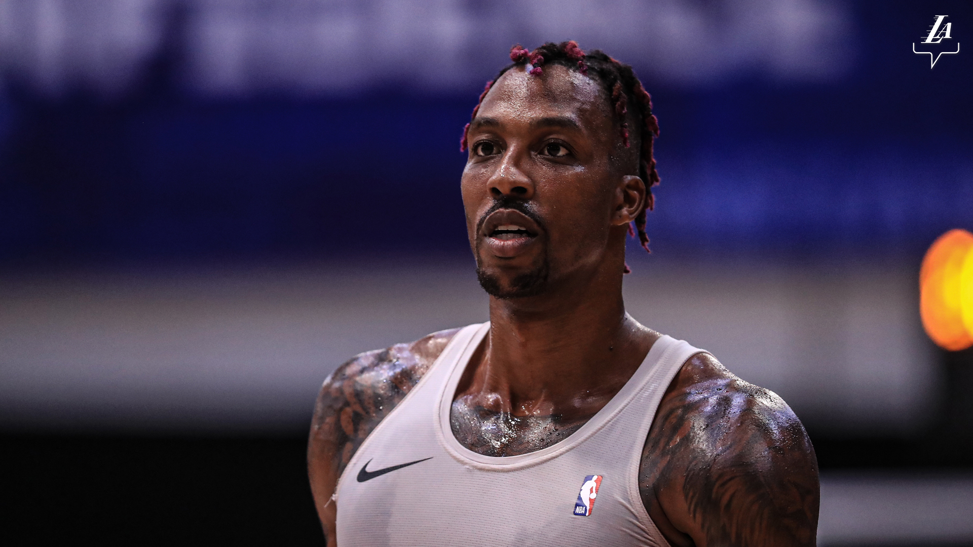 两张合影，一张和老乡一张和金靴。赛前法比奥说这场...（赛前法比奥的两张合影：一张与老乡，一张与金靴）