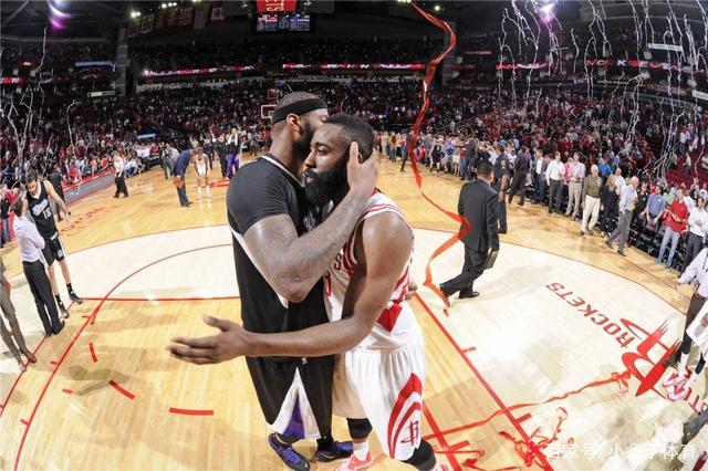 姆巴佩已完成职业生涯400球，为最年轻达成此成就球员（姆巴佩达成生涯400球，成史上最年轻完成者）