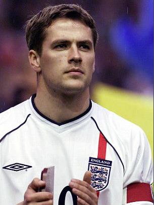 英超：曼联客场2-1击败莱斯特城（英超：曼联客场2比1力克莱斯特城）