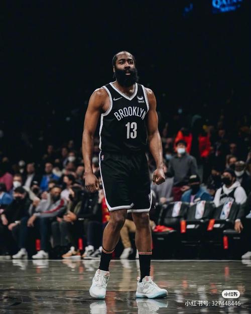 徐宏杰分享续约喜悦：尽最大努力康复，要以最佳状态重返赛场（徐宏杰谈续约：全力康复，力争以最佳状态回归赛场）