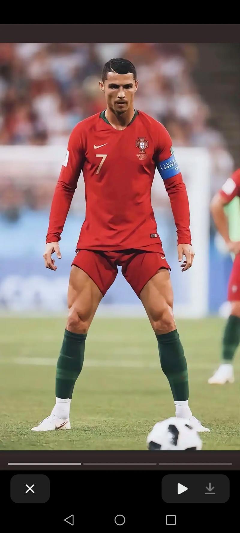 罗马推出黑胶唱片版队歌：限量版售价49.9欧，普通版19.9欧